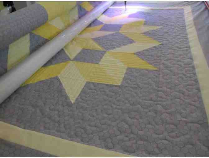 Americana Quilt! Plus GIFT IDEA: Design your quilt with gifted Texas quilting artist!