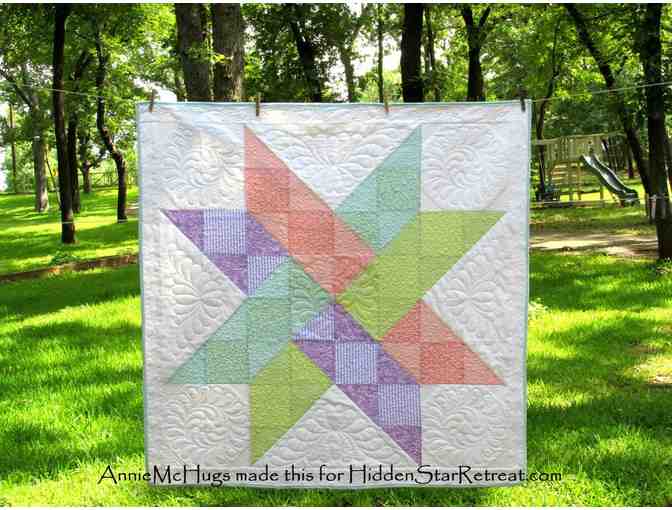 Americana Quilt! Plus GIFT IDEA: Design your quilt with gifted Texas quilting artist!