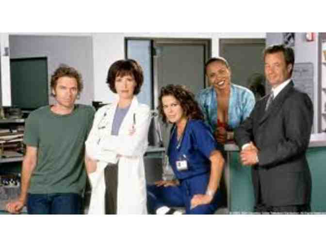 'STRONG MEDICINE' Award Winning Television Season 2001-2002 with Janine Turner - DVD
