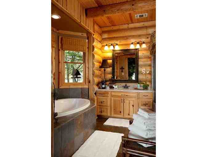 2 Weekday Nights at Log House South of Fort Worth on Acreage!  Heavenly Retreat!