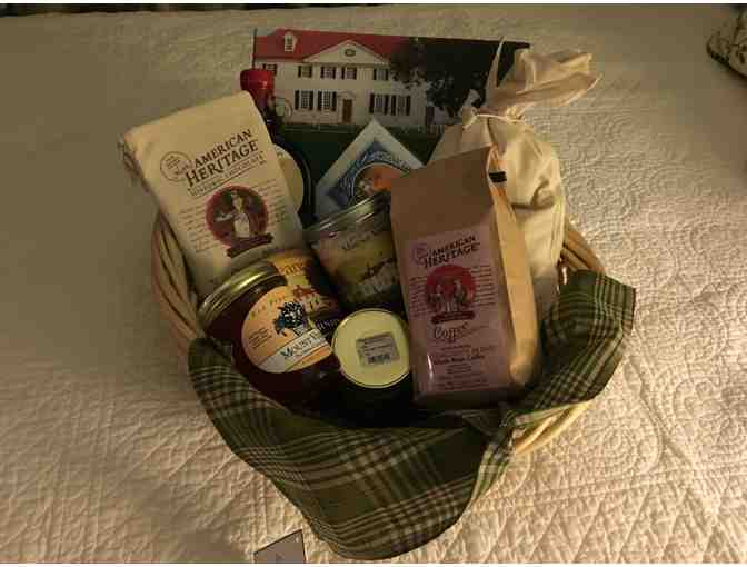 'Mt. Vernon Gift Basket!'  Dine Like those at Mt. Vernon!!  Beautiful Book Included!