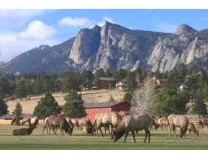Gather 25 Friends or Family for an Unforgettable Week at Moak Lodge Nestled in Estes Park!
