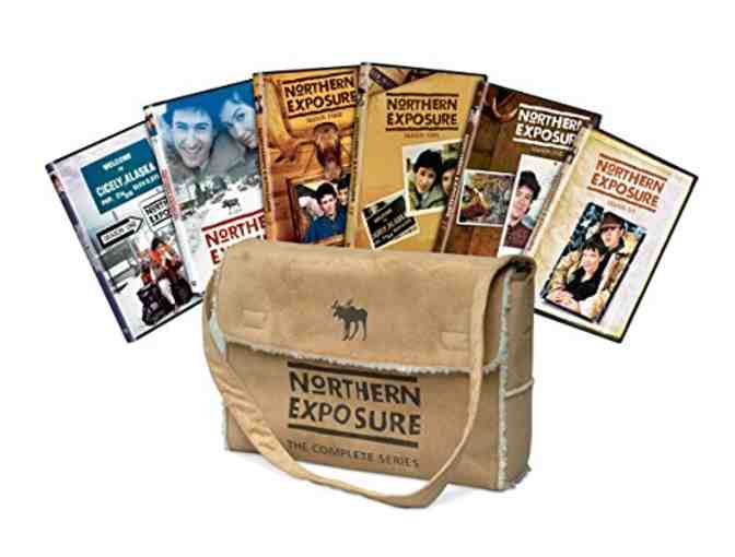 Janine Turner Autographs 'Northern Exposure' Complete DVD Set!