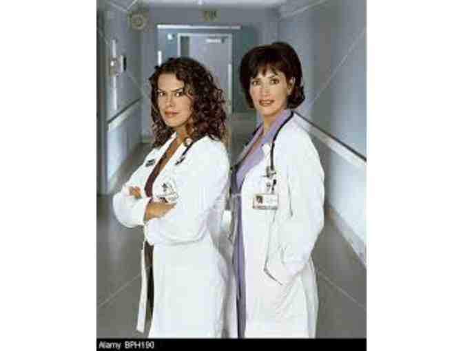 'STRONG MEDICINE'  Award Winning Series: 2001-2002 with Janine Turner, Autographed