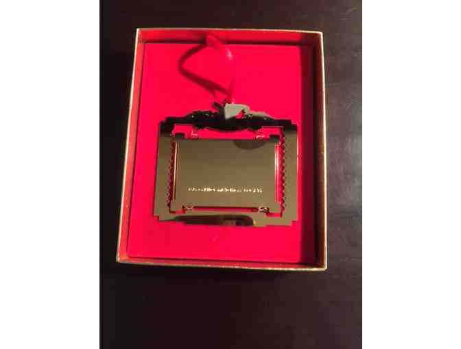 The United States Capitol Historical Society Ornament, 'Signing of the Constitution'!