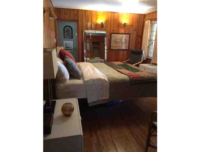 Two Weekday Nights of Comfort at the 'Copper Feather B & B' in Fort Worth, Texas!