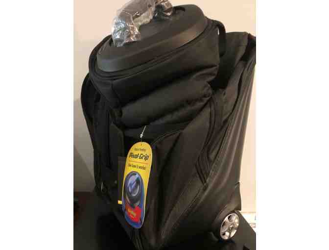 Golfers!  Bag Boy T-2000 Pivot Grip Wheeled Travel Cover!  Top Quality & Brand New! - Photo 1