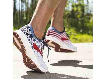 Brooks's Limited Edition "Old Glory Collection" Running Shoes for Ladies! Size 8!