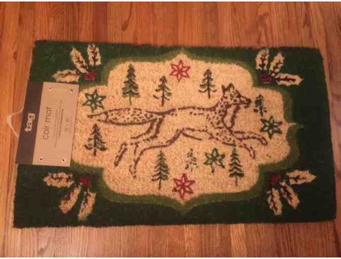 'Holly Fox Coir Mat' Creates a Very Special Welcome for Your Christmas Guests!