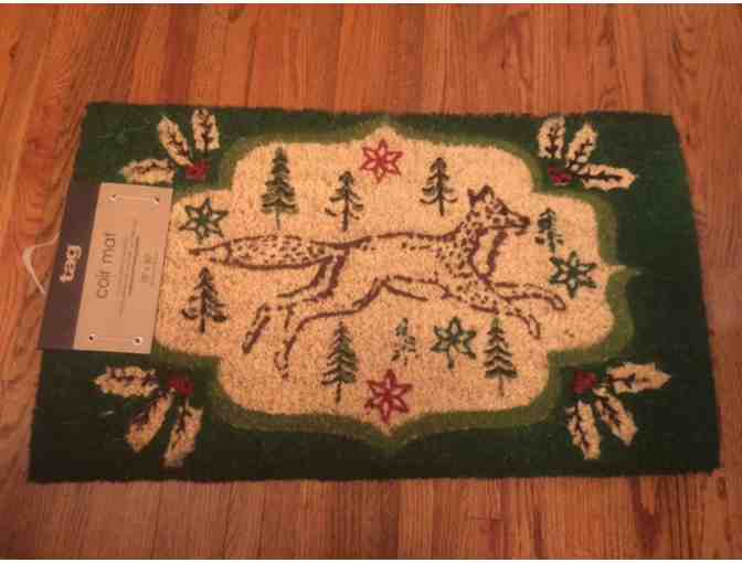 'Holly Fox Coir Mat' Creates a Very Special Welcome for Your Christmas Guests!