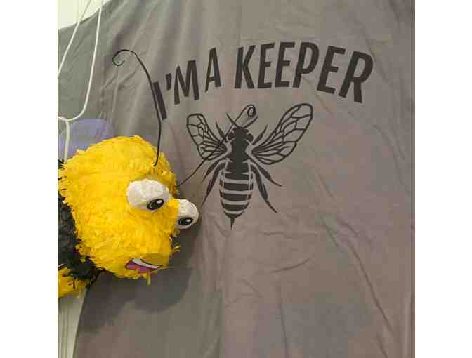 'I'm A Keeper'! Wonderful Gift for Your BeeKeeper or THE Cool Man in Your Life!