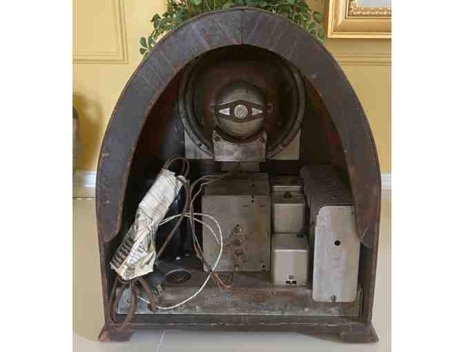 Vintage 1931 U.S. Gloritone Cathedral Model 99A Radio