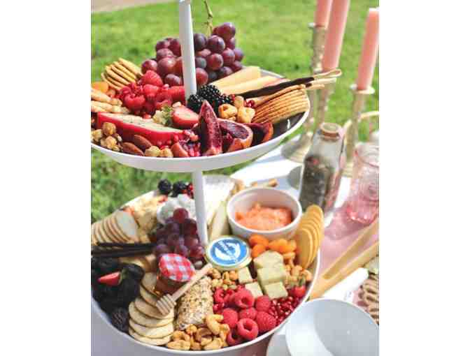 Luxury Picnic For Two Provided by Potomac Picnics!