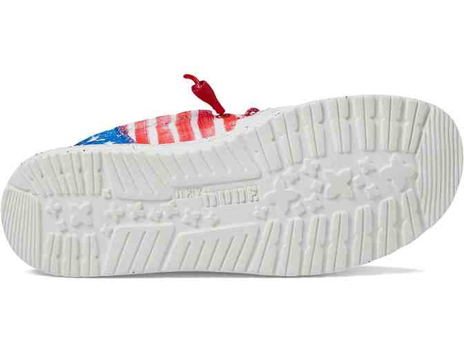 Step Out In Style This July 4th With These Size 8 Patriotic Shoes!