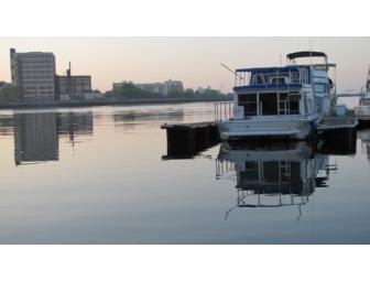 3 day/2 Night Stay on a Houseboat in Boston
