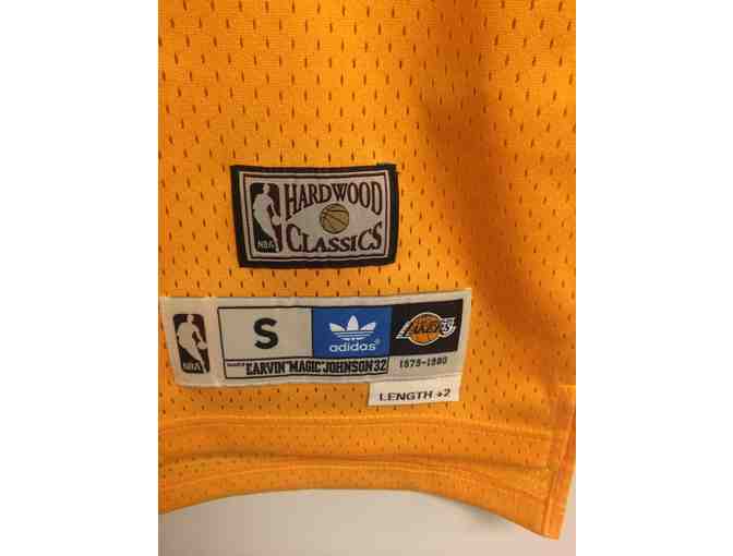 SIGNED Men's LA Lakers Magic Johnson adidas Gold Hardwood Classics Swingman Jersey