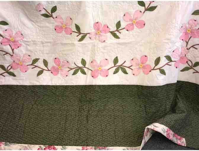 Handmade Dogwood Applique Quilt