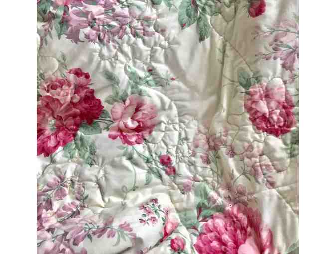 Handmade Dogwood Applique Quilt