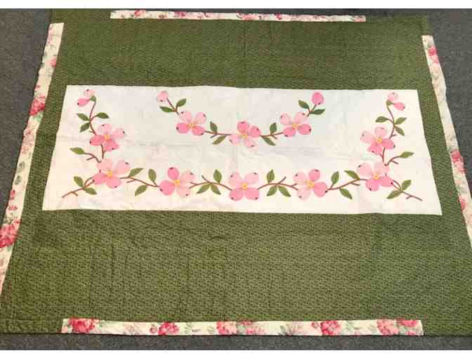 Handmade Dogwood Applique Quilt