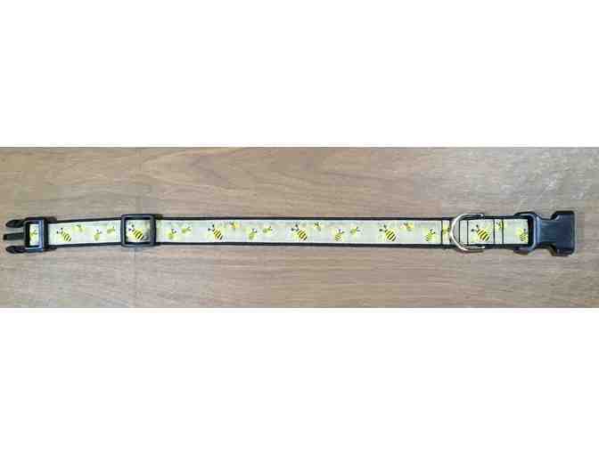 Busy Bee Dog Collar