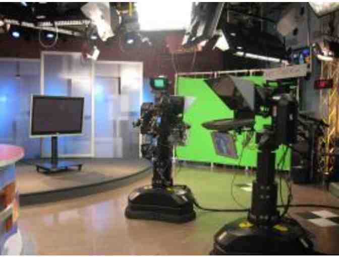 Breakfast and backstage tour with NBC 10's Tracy Davidson