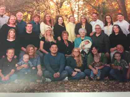 Large Family Photography Session with Robert Campbell and 8x10 print