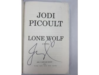 Lone Wolf by Author Jodi Picoult