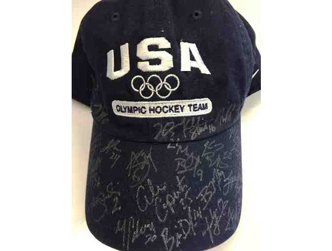 2014 US Olympic Womens' Hockey Team Signed USA Olympic Hockey Team Hat - Photo 1