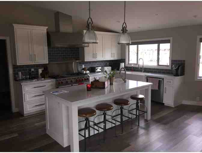 Cloverdale Home - Luxurious Wine Country Getaway