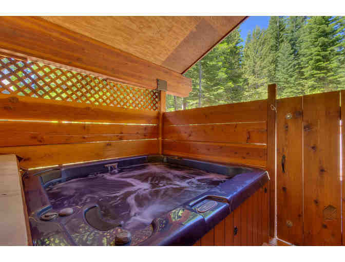 Majestic Mountain Retreat - A Week in Tahoe Donner