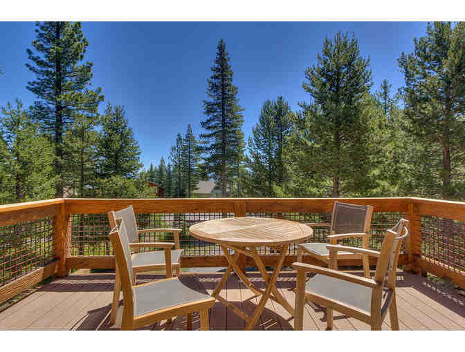 Majestic Mountain Retreat - A Week in Tahoe Donner