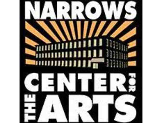 Dinner and a Show at Tipsy Tobbagan & Narrows Center for the Performing Arts!