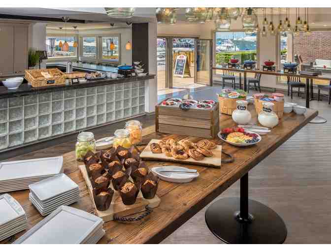 Sail and Dine in Newport