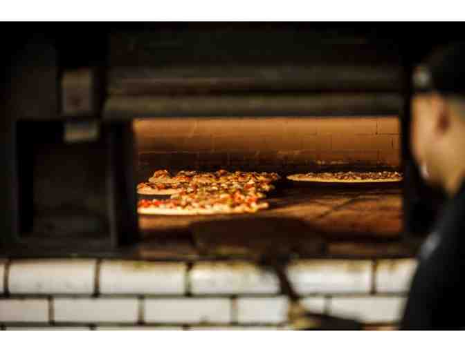 Frank Pepe Pizzeria Napoletana $50 Gift Card