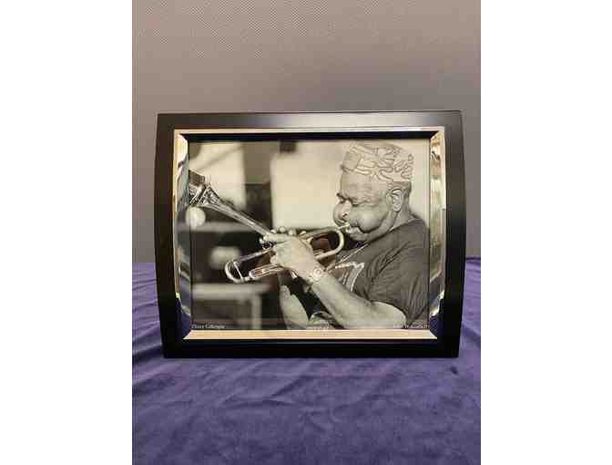 Framed Photo of Jazz Player "Dizzy" Gillespie - Photo 1