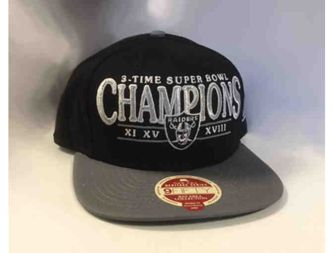 Oakland Raiders 'Super Bowl Champions' New Era Heritage Series 'Bay Area Collection' Cap