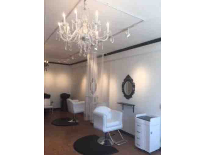 Roc & Hair Extensions and Blowout Bar in Oakland