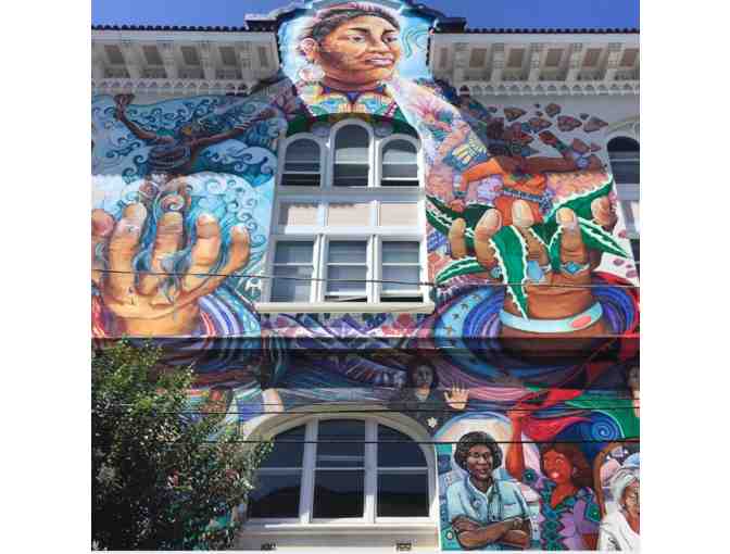 Private Walking Tour in San Francisco: Murals and the Multi-Ethnic Mission (and Chocolate)