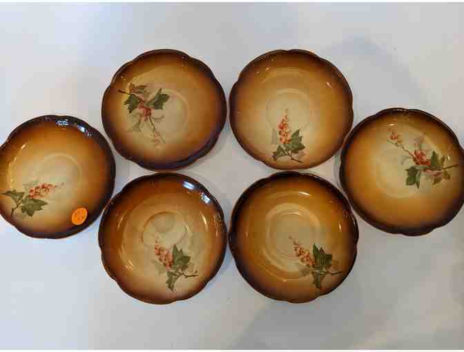 Currants Laughlin Art China Cups, Saucers, and Creamer