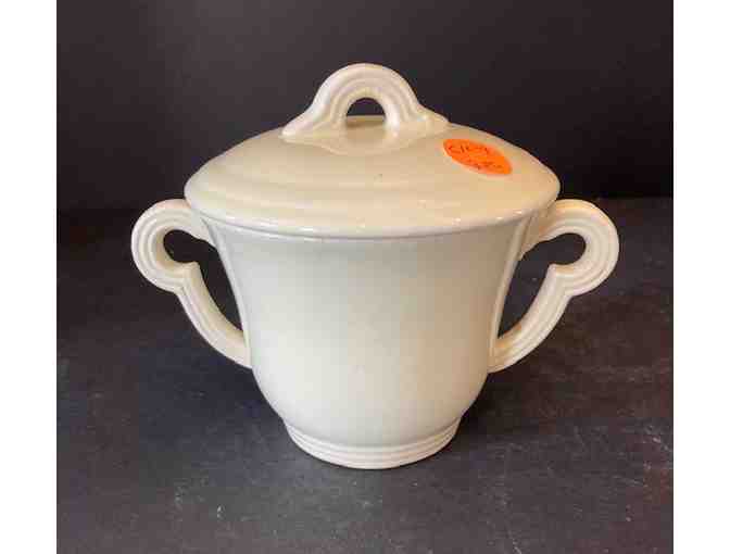 Knowles Taylor Knowles Sugar Bowl Ivory with Lid