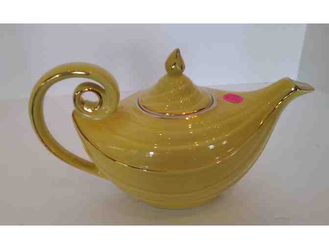 Hall China Canary Aladdin Teapot