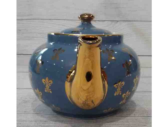 Hall China Boston Flreur-de-lis Gold Label Blue Teapot