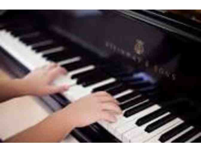 The Gift of Music Piano Studio (2 of 2)