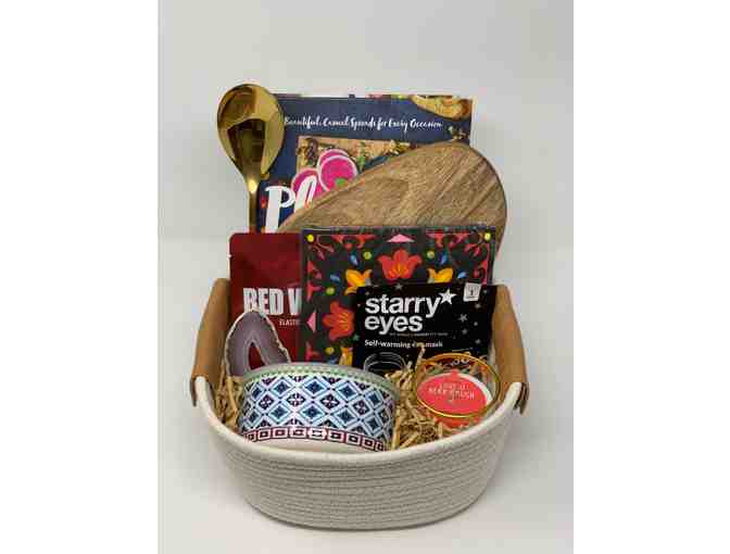 D+G Blooms-Awesome Gift Basket! - Photo 1