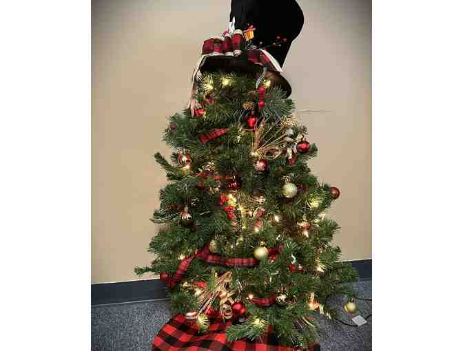 Decorated Tree - Top Hat Tree Topper