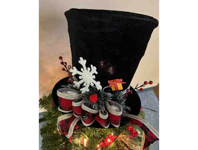 Decorated Tree - Top Hat Tree Topper
