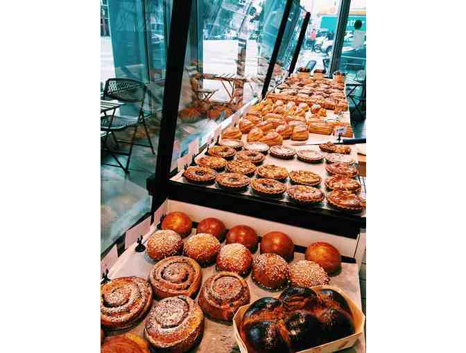 $200 Gift card at Les Gourmands Bakery