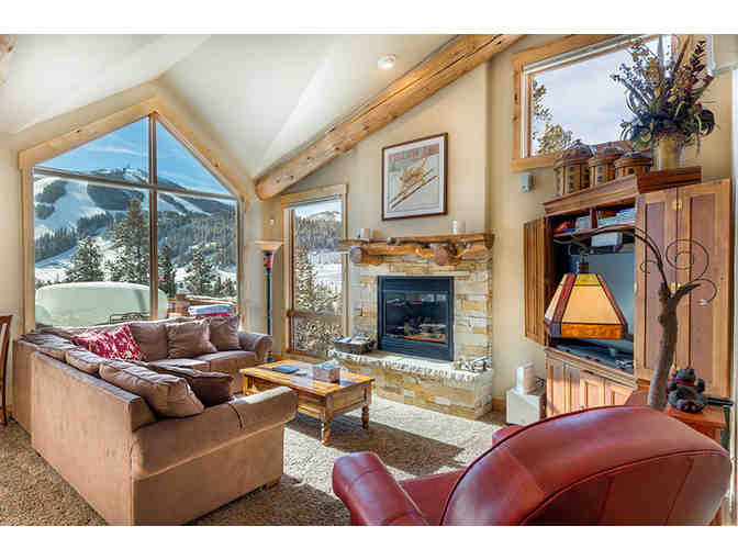 Winter getaway in Colorado for 6 people
