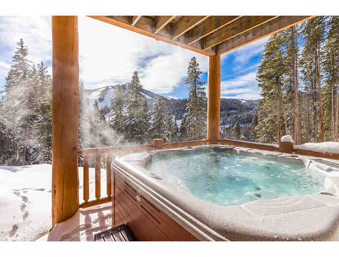 Winter getaway in Colorado for 6 people