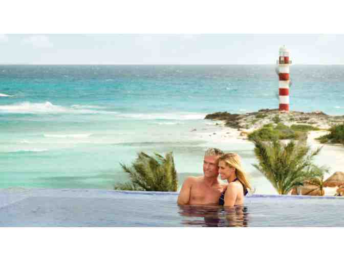 Cancun - All Inclusive w/ Airfare for 2